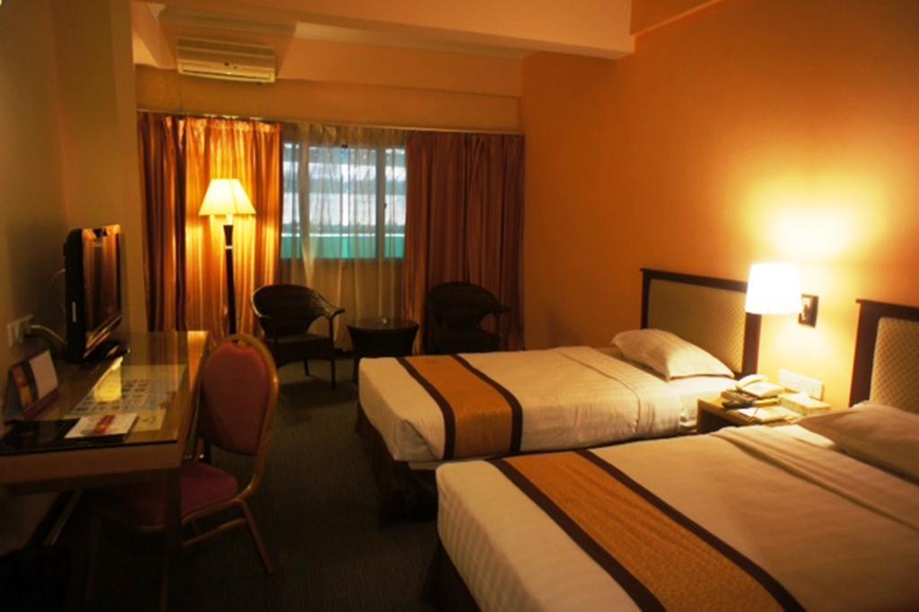 Tyng Garden Hotel SDK Habitación foto
