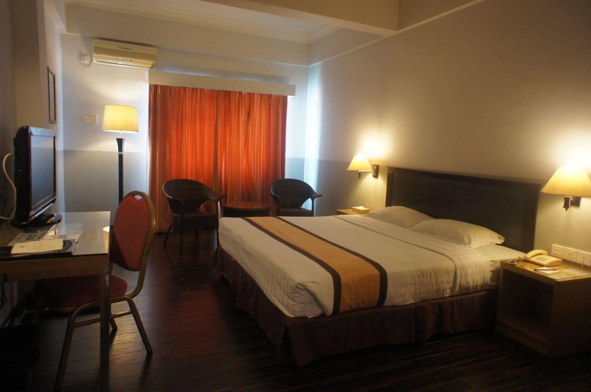 Tyng Garden Hotel SDK Exterior foto